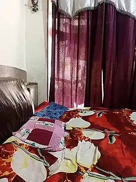 MEERAcle online show from 03/07/26, 04:31