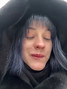 Only April online show from 01/13/26, 09:25