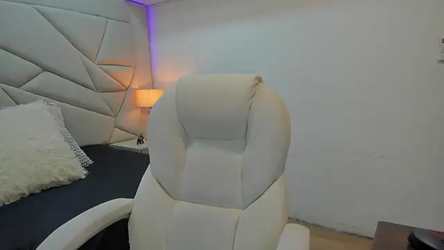 persefone 333 online show from 09/19/25, 08:09