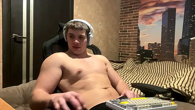 MusclePhantom online show from 02/08/26, 09:07