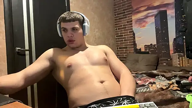 MusclePhantom online show from 02/25/26, 10:08