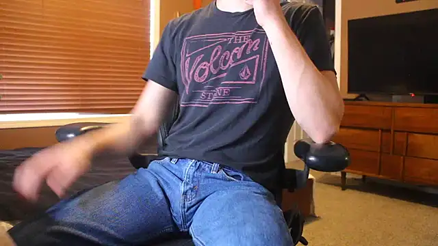 jjjjjfive online show from 04/24/26, 01:41