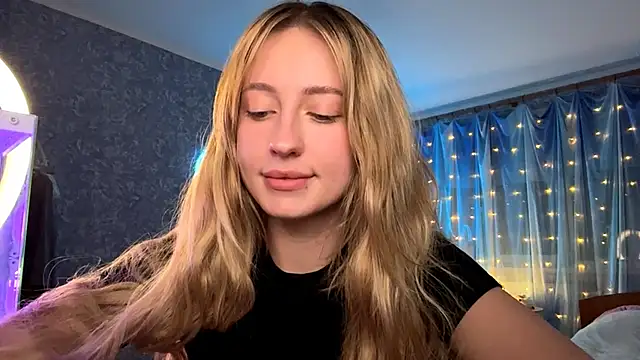 Snapshot of Jetta_Corsacami chatting on 11/09/25, 04:27 Jetta Corsacami online show from 11/09/25, 04:27