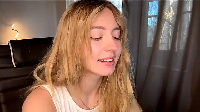 Snapshot of Jetta_Corsacami chatting on 11/15/25, 12:13 Jetta Corsacami online show from 11/15/25, 12:13