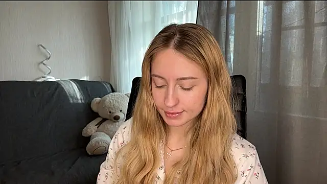 Snapshot of Jetta_Corsacami chatting on 11/18/25, 10:09 Jetta Corsacami online show from 11/18/25, 10:09