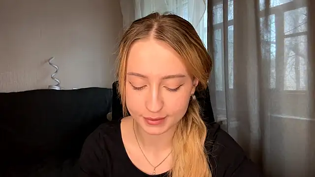 Snapshot of Jetta_Corsacami chatting on 11/21/25, 10:14 Jetta Corsacami online show from 11/21/25, 10:14