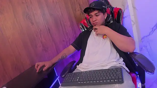 juanmechanic  online show from 03/19/26, 01:15