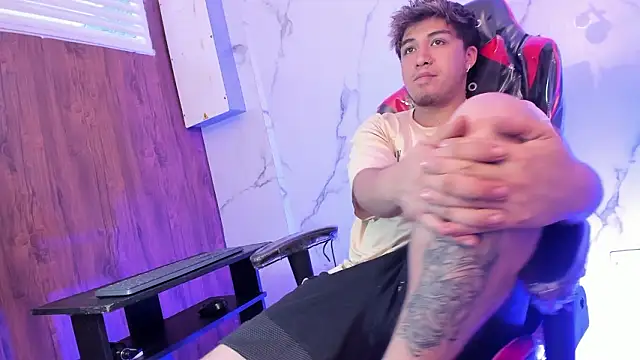 juanmechanic  online show from 03/25/26, 02:01