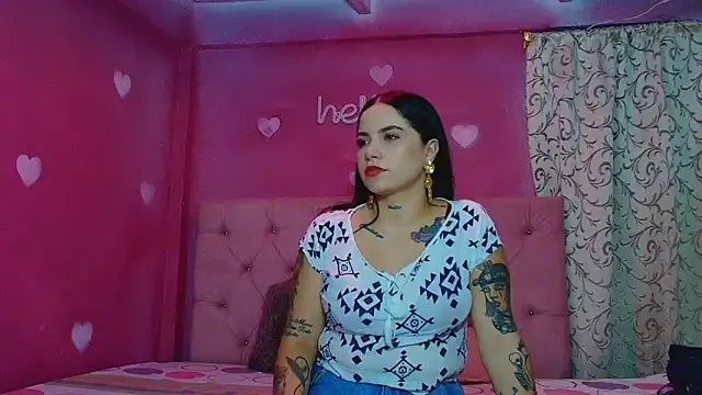 Snapshot of Lali_HOtt chatting on 09/15/25, 04:18 Lali HOtt online show from 09/15/25, 04:18