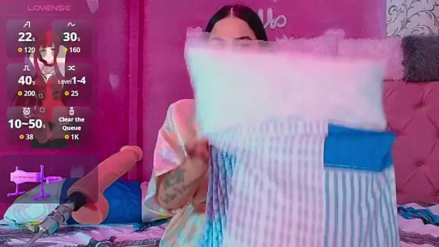 Snapshot of Lali_HOtt chatting on 11/14/25, 04:17 Lali HOtt online show from 11/14/25, 04:17