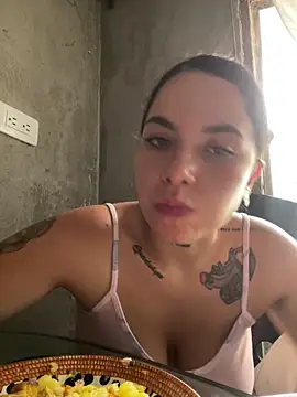Lali HOtt online show from 06/11/26, 09:13
