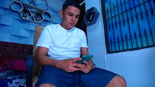 angelss 666 online show from 02/04/26, 04:18