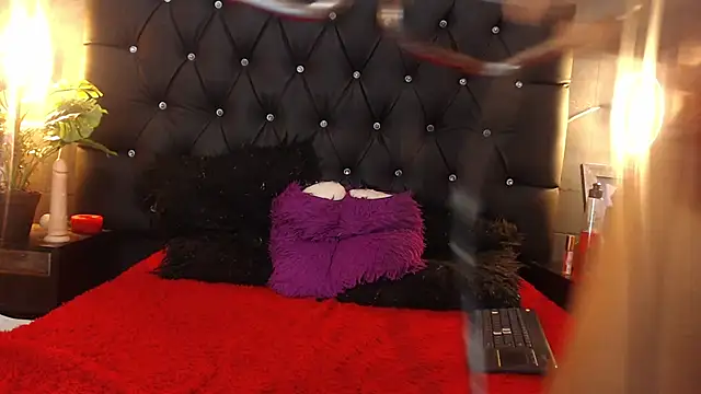 Snapshot of AllisonSpicy chatting on 09/26/25, 04:16 AllisonSpicy online show from 09/26/25, 04:16