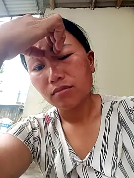 Snapshot of ChaoPm77 chatting on 10/14/25, 04:24 ChaoPm77 online show from 10/14/25, 04:24