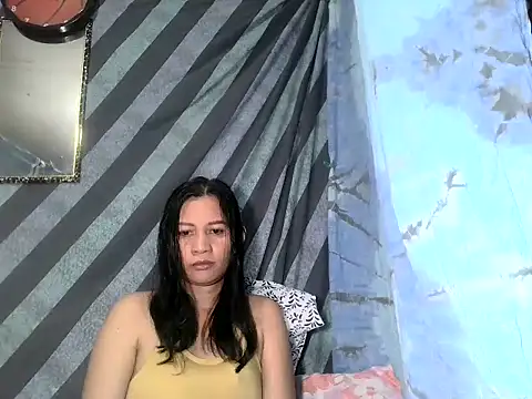 Snapshot of AgnesCutie chatting on 10/09/25, 01:09 AgnesCutie online show from 10/09/25, 01:09