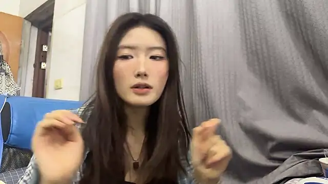 Moonlight-23 online show from 11/23/25, 12:27