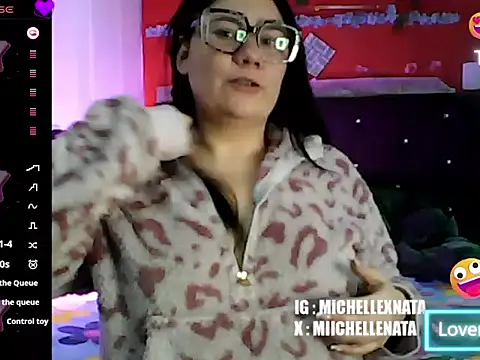 Snapshot of miichellemalvoa chatting on 06/24/26, 02:10 miichellemalvoa online show from 06/24/26, 02:10