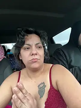 shakeweight online show from 12/21/25, 12:18