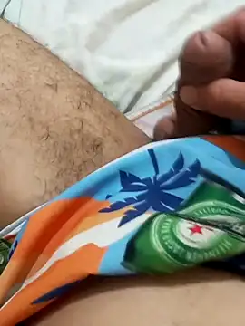 Snapshot of Maniasefetiches chatting on 03/08/26, 07:50 Maniasefetiches online show from 03/08/26, 07:50