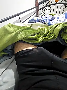 fena-sikerimmm online show from 04/05/26, 11:02