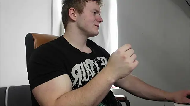 Snapshot of Richard_Dullas chatting on 09/17/25, 12:07 Richard Dullas online show from 09/17/25, 12:07