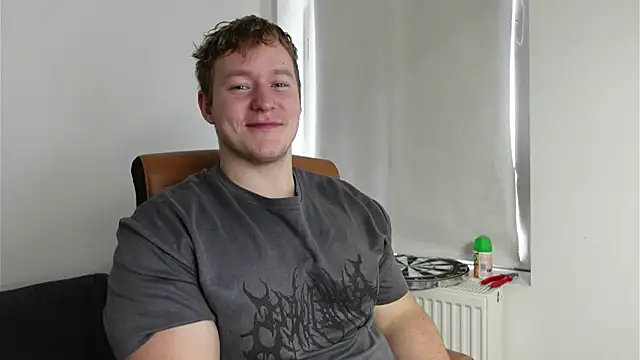 Snapshot of Richard_Dullas chatting on 09/20/25, 06:03 Richard Dullas online show from 09/20/25, 06:03