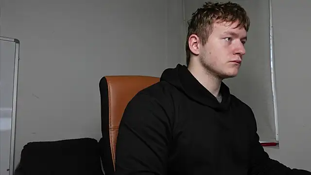 Snapshot of Richard_Dullas chatting on 09/22/25, 05:31 Richard Dullas online show from 09/22/25, 05:31