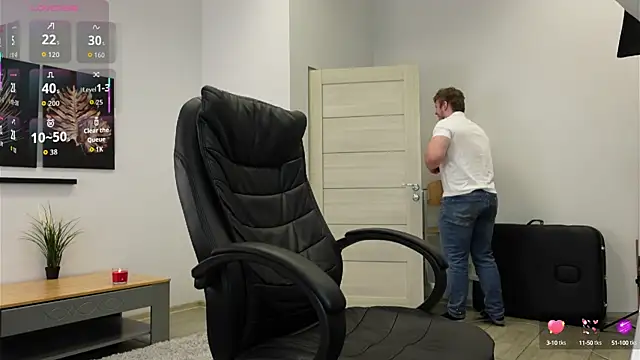 Snapshot of Richard_Dullas chatting on 10/03/25, 12:24 Richard Dullas online show from 10/03/25, 12:24