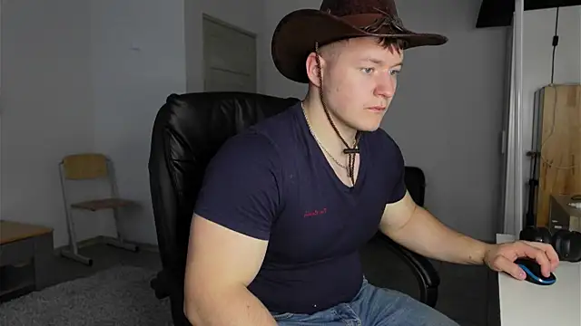 Snapshot of Richard_Dullas chatting on 10/18/25, 05:54 Richard Dullas online show from 10/18/25, 05:54