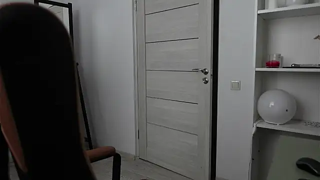 Snapshot of Richard_Dullas chatting on 10/26/25, 07:25 Richard Dullas online show from 10/26/25, 07:25