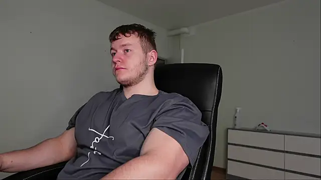 Snapshot of Richard_Dullas chatting on 11/03/25, 07:31 Richard Dullas online show from 11/03/25, 07:31