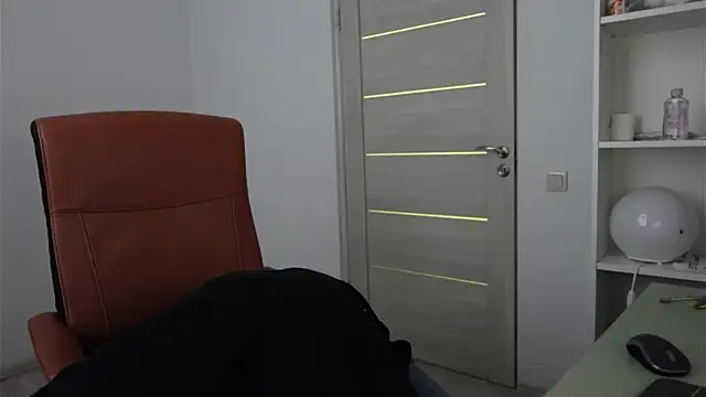 Snapshot of Richard_Dullas chatting on 11/24/25, 06:46 Richard Dullas online show from 11/24/25, 06:46