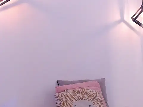 KyllieMarshall online show from 11/21/25, 12:54