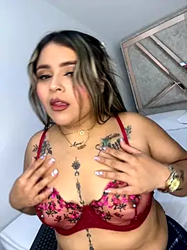 ashley-swift- online show from 10/03/25, 06:32