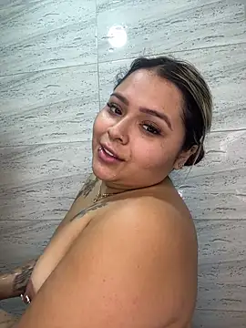 Snapshot of ashley-swift- chatting on 02/08/26, 02:31 ashley-swift- online show from 02/08/26, 02:31