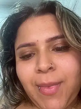 Snapshot of ashley-swift- chatting on 02/28/26, 07:31 ashley-swift- online show from 02/28/26, 07:31