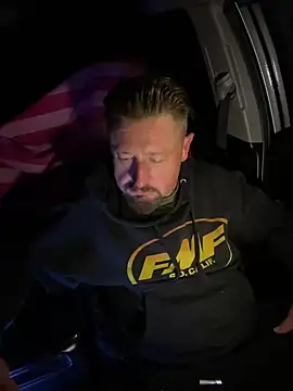 DAZZZ7878 online show from 11/02/25, 12:40