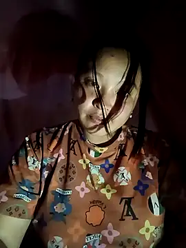 MuiNay online show from 12/05/25, 02:03