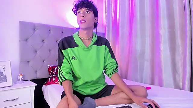 d3rke 666 online show from 09/17/25, 05:20