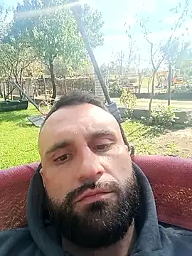 Snapshot of Cavi768 chatting on 10/08/25, 10:24 Cavi768 online show from 10/08/25, 10:24