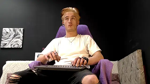 SirReed online show from 03/14/26, 06:02