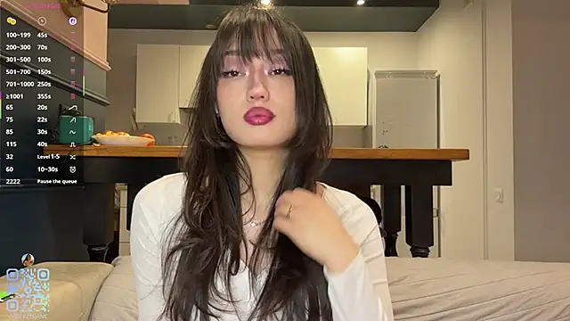 SweetSakuraJane online show from 04/04/26, 09:12