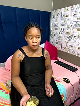 Dirtydaisyxx25 online show from 10/14/25, 08:42