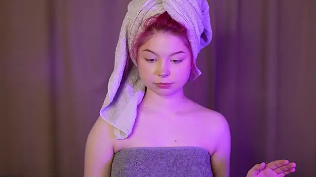 Stella Vanila online show from 11/13/25, 01:26