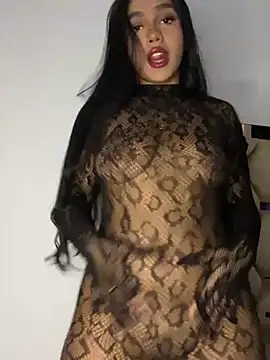 Michelle johnson  online show from 03/25/26, 07:42