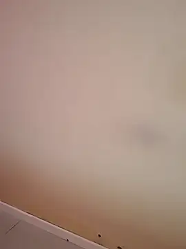 estefymariam88 online show from 11/28/25, 01:25