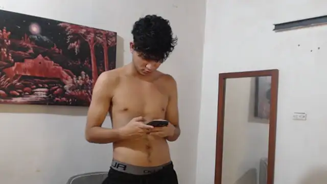 alice julls online show from 11/14/25, 07:23