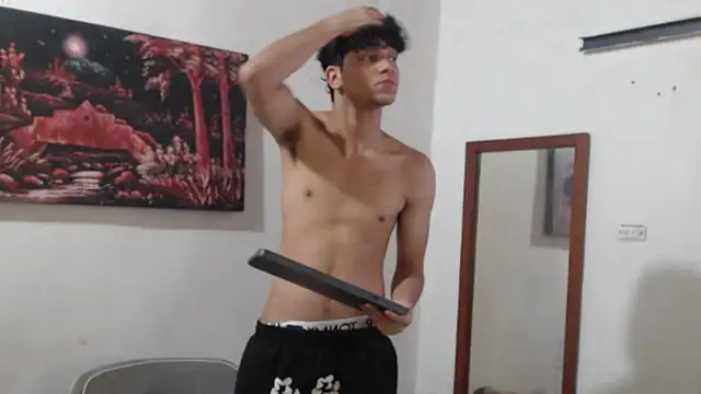 alice julls online show from 11/23/25, 08:41