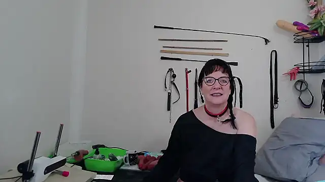 Snapshot of honey47 chatting on 01/11/26, 12:10 honey47 online show from 01/11/26, 12:10