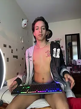 DannyPhantom555 online show from 09/18/25, 03:47